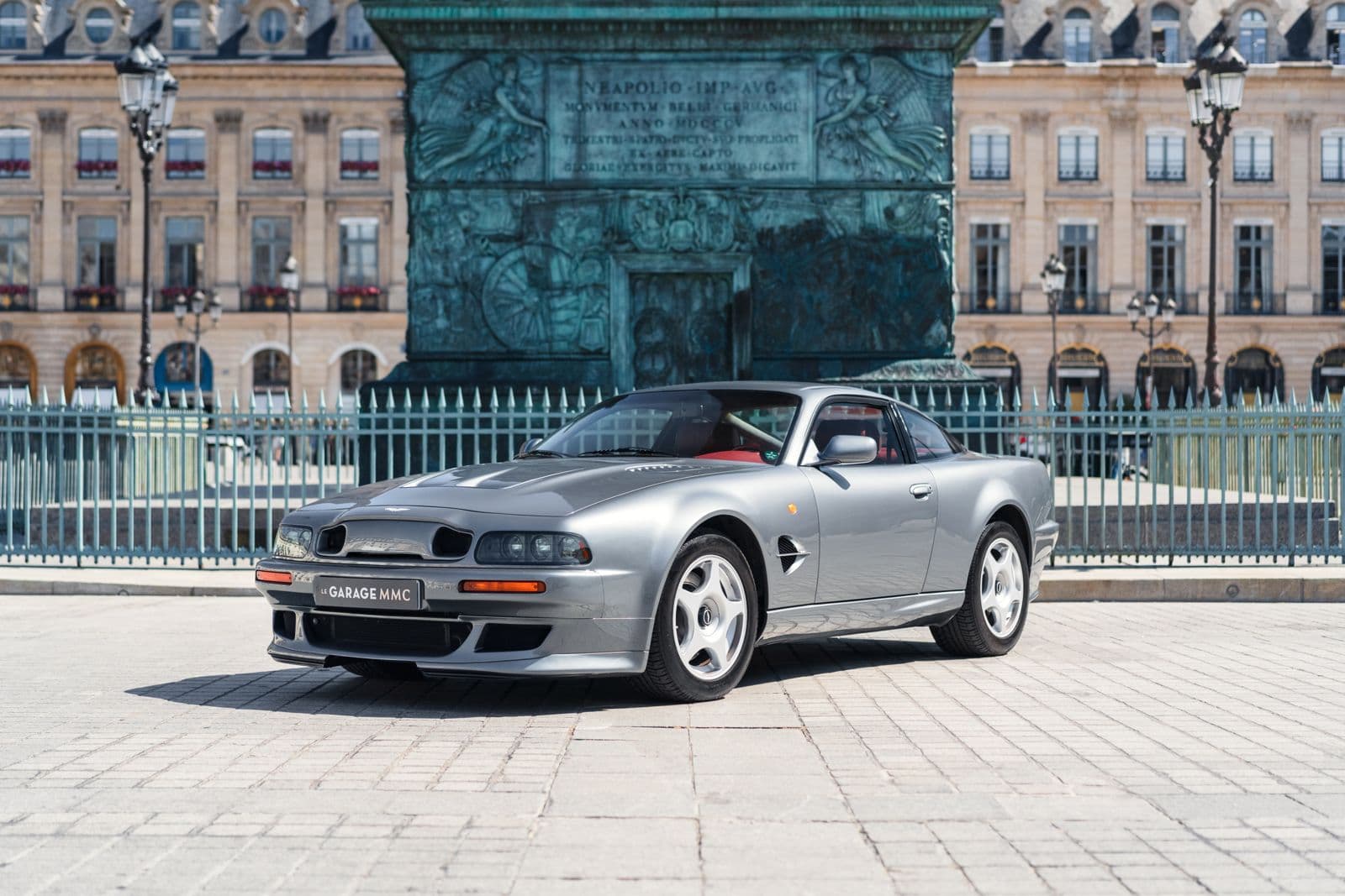 Aston Martin V600 Le Mans 2000, vue 1